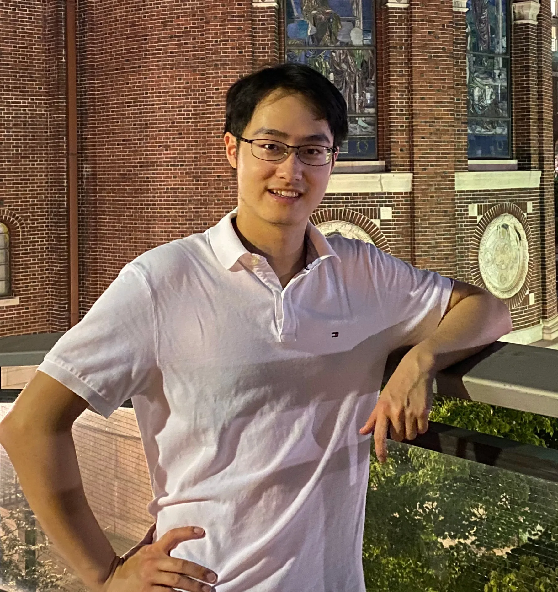 Yinbo Hu
