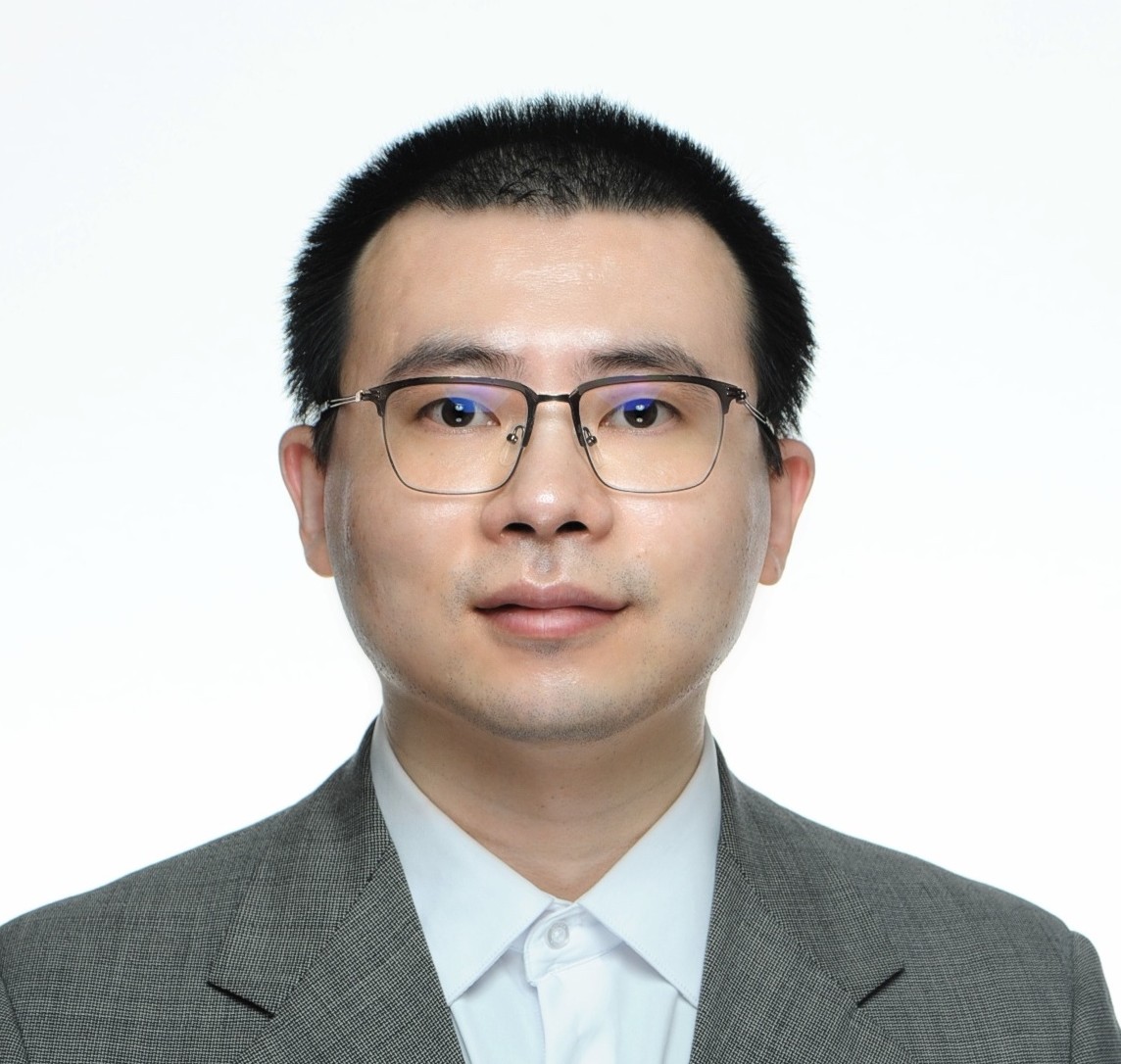 QuJianzhou Headshot 0